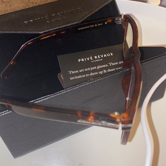 The speculator black collection blue-light blocker! Perfect condition! NWOT! - Picture 7 of 11